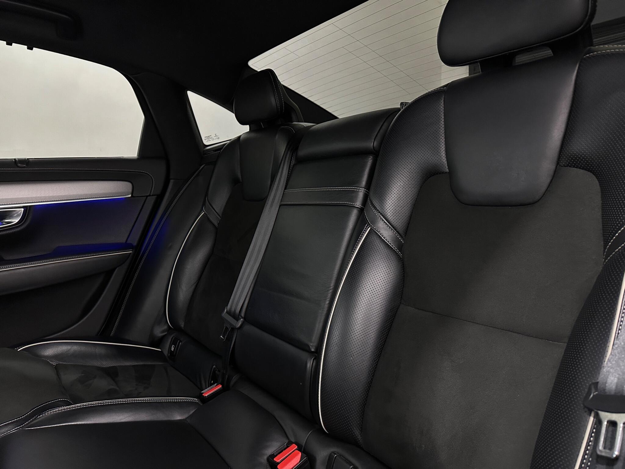 Volvo S90 view 38