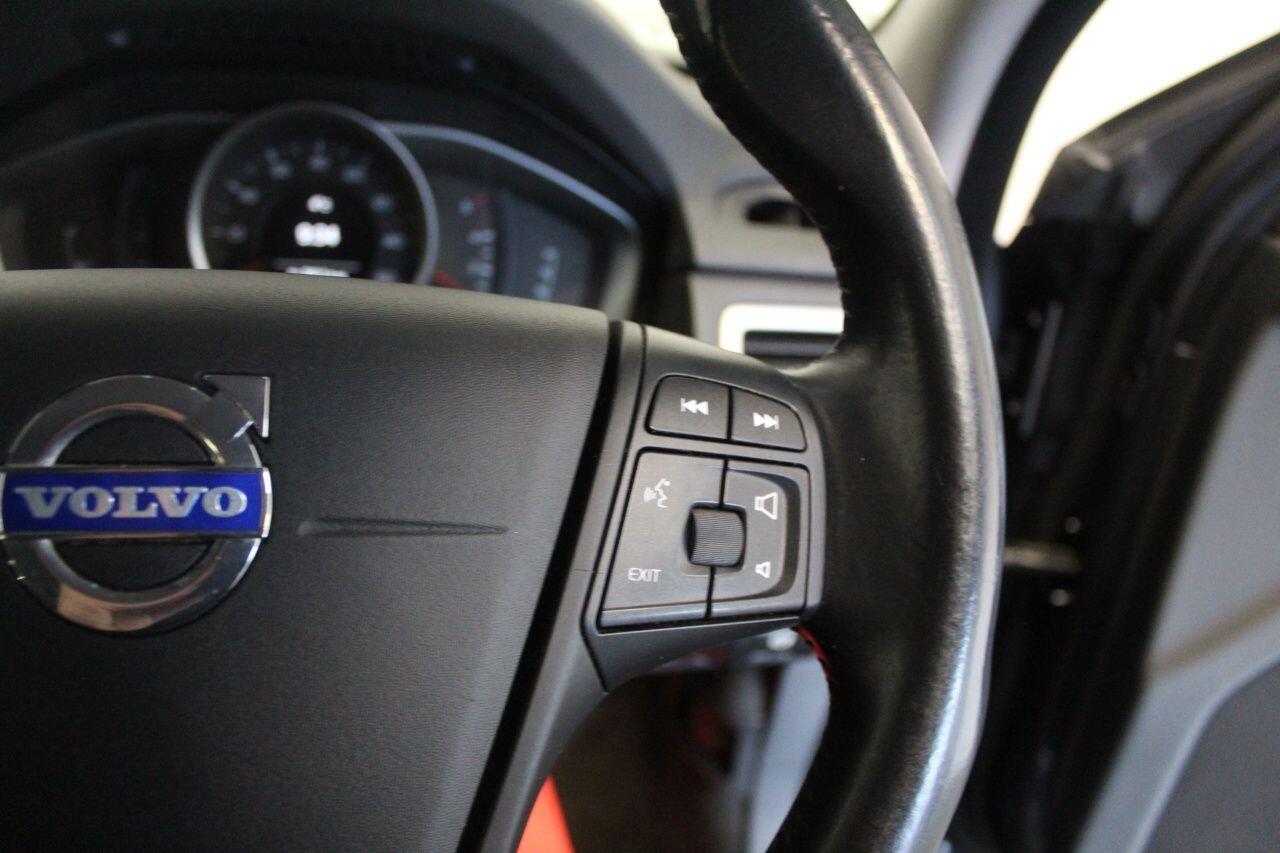 Volvo V70 view 47