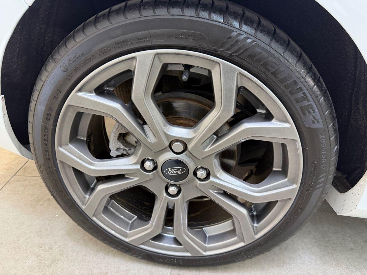 Ford Fiesta view 28