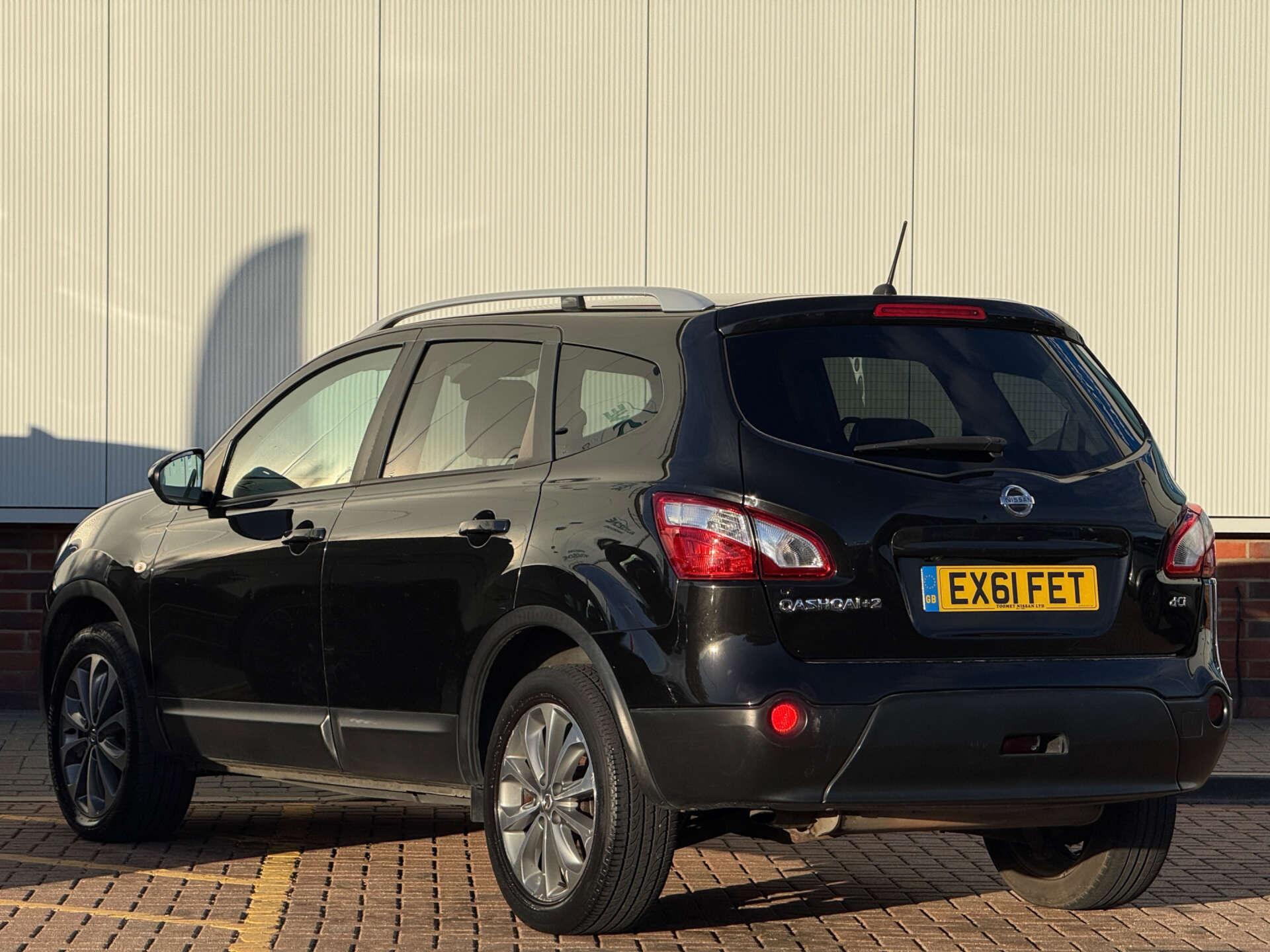 Nissan Qashqai+2 view 8