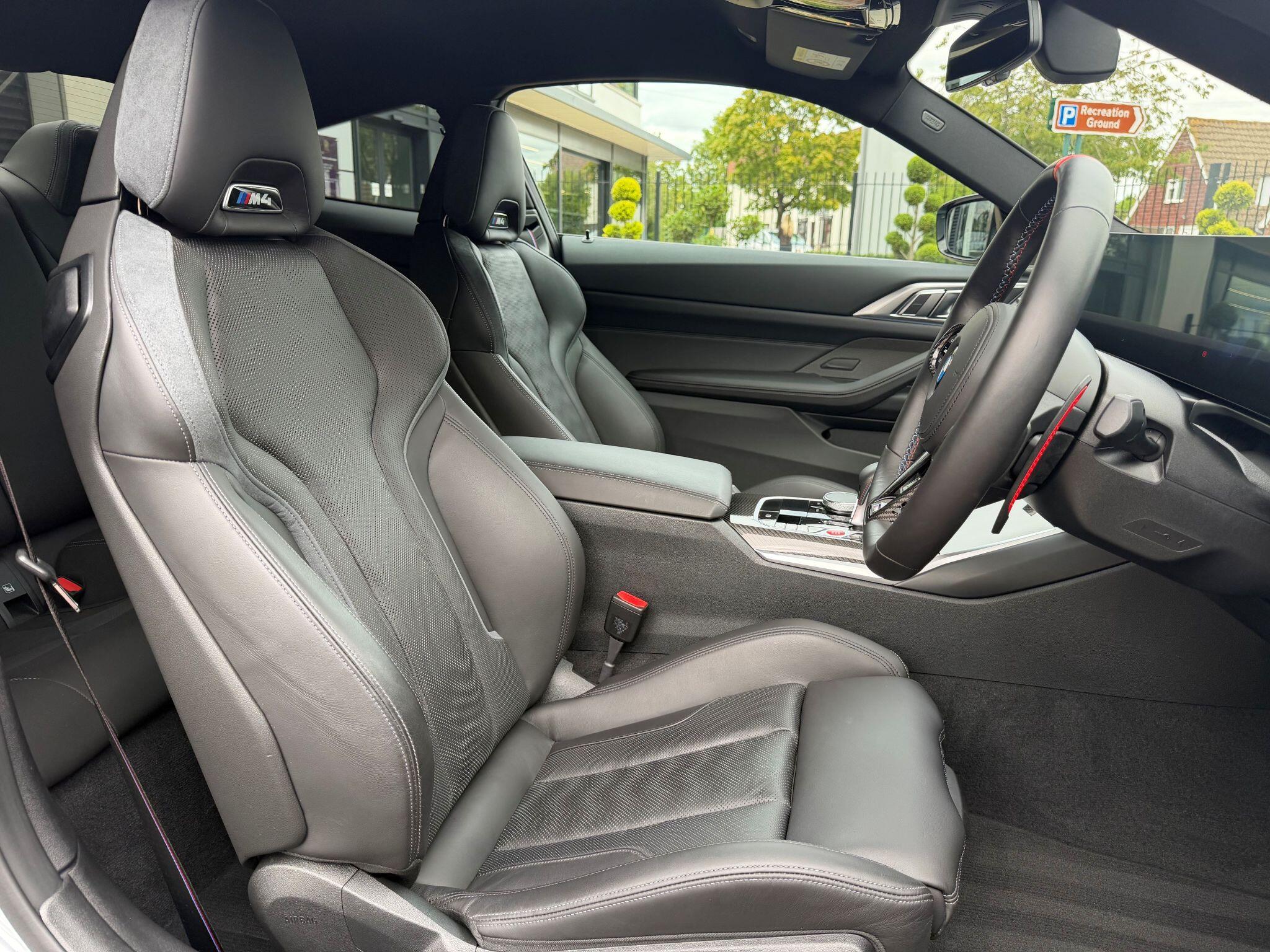 BMW M4 view 15