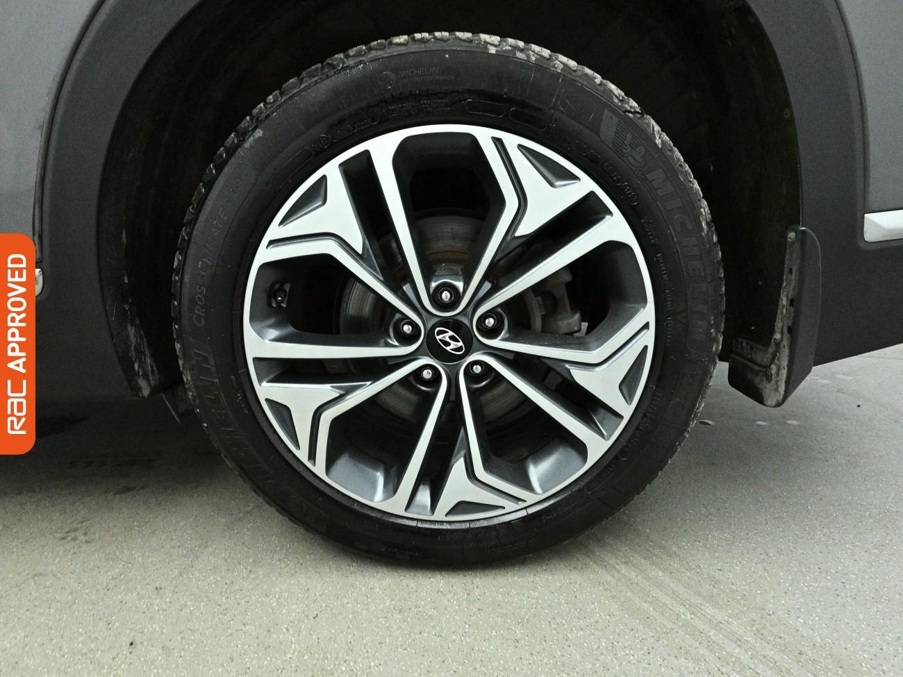 Hyundai Santa FE view 14