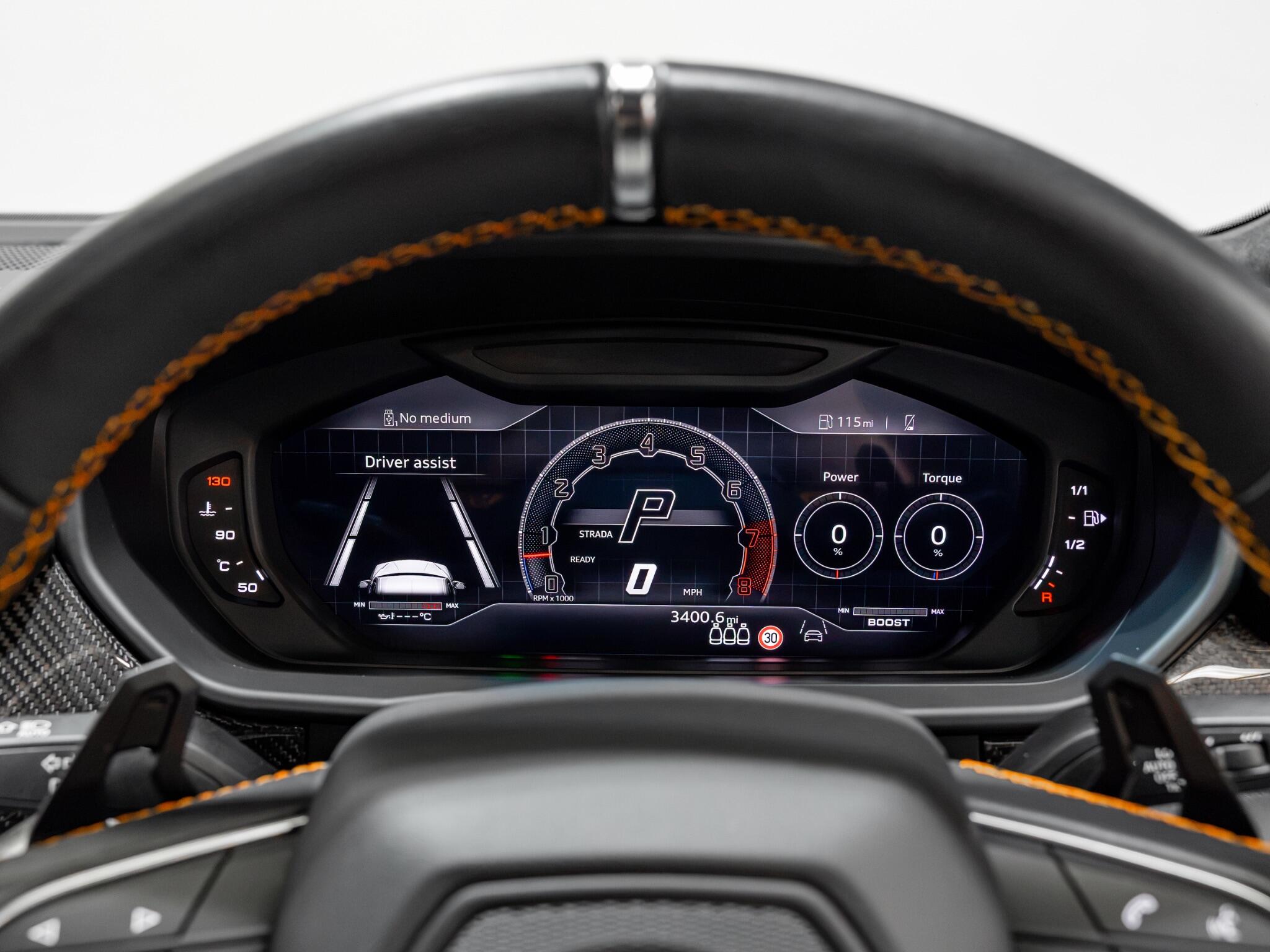 Lamborghini Urus view 18