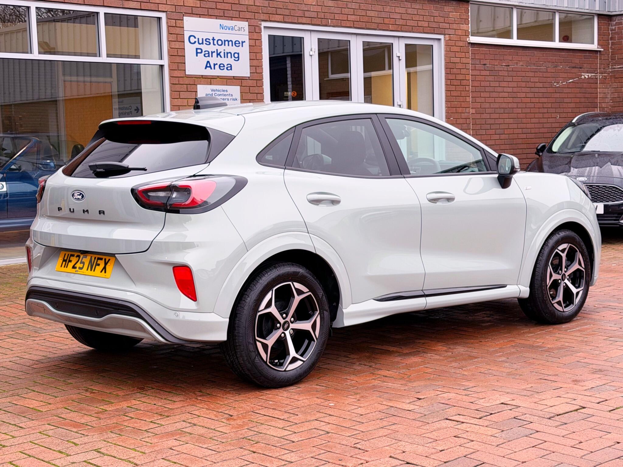 Ford Puma view 19