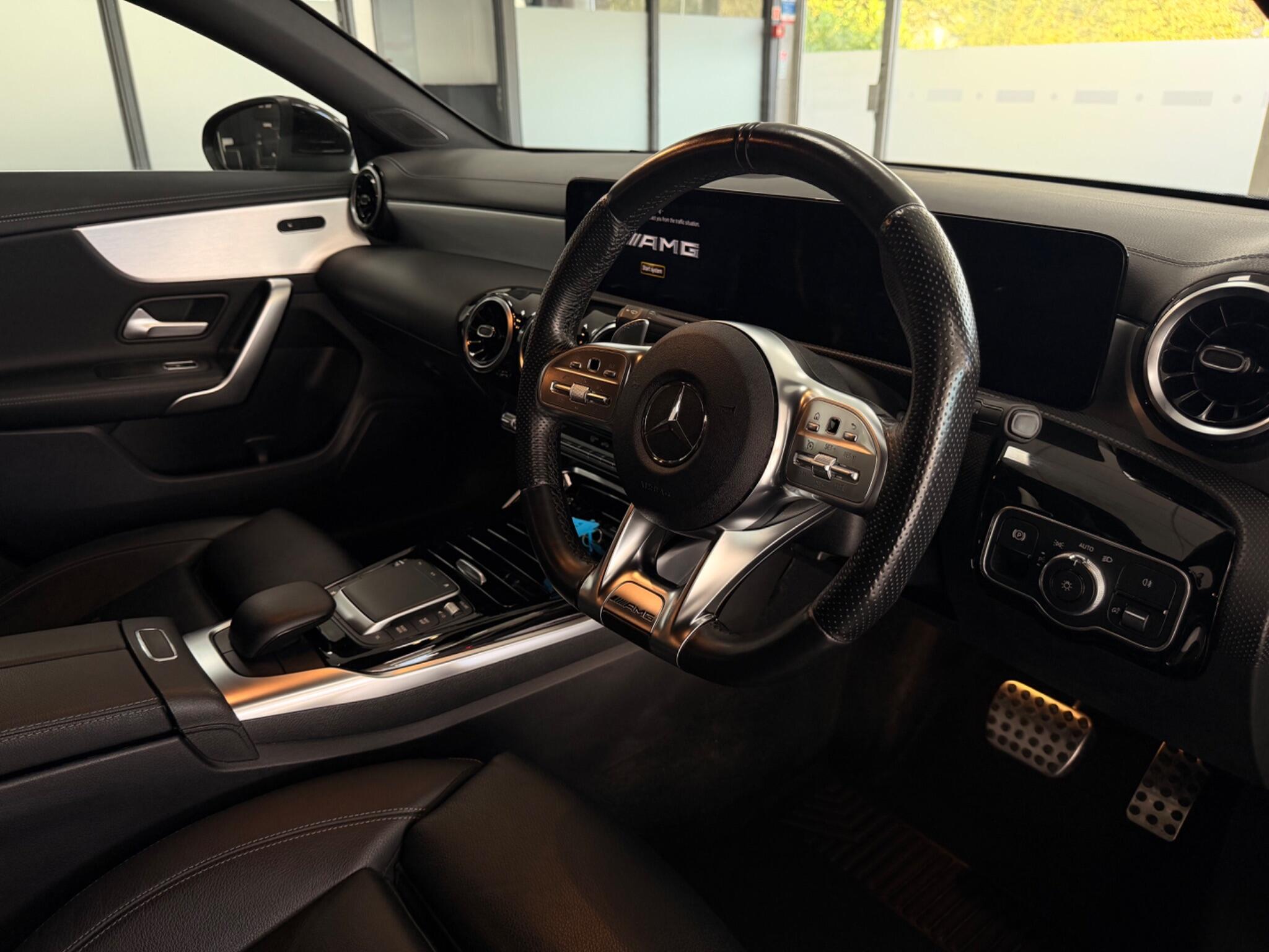 Mercedes-Benz Cla view 12