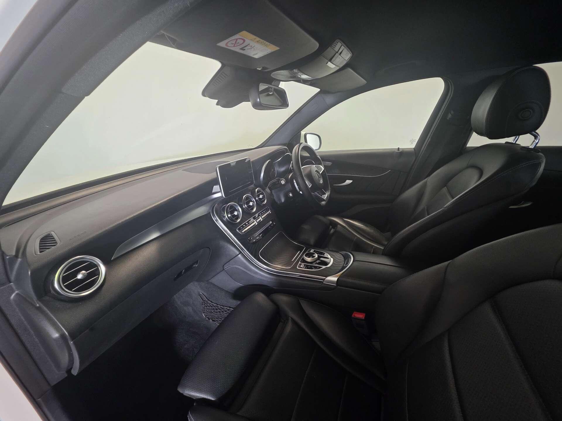 Mercedes-Benz GLC view 55