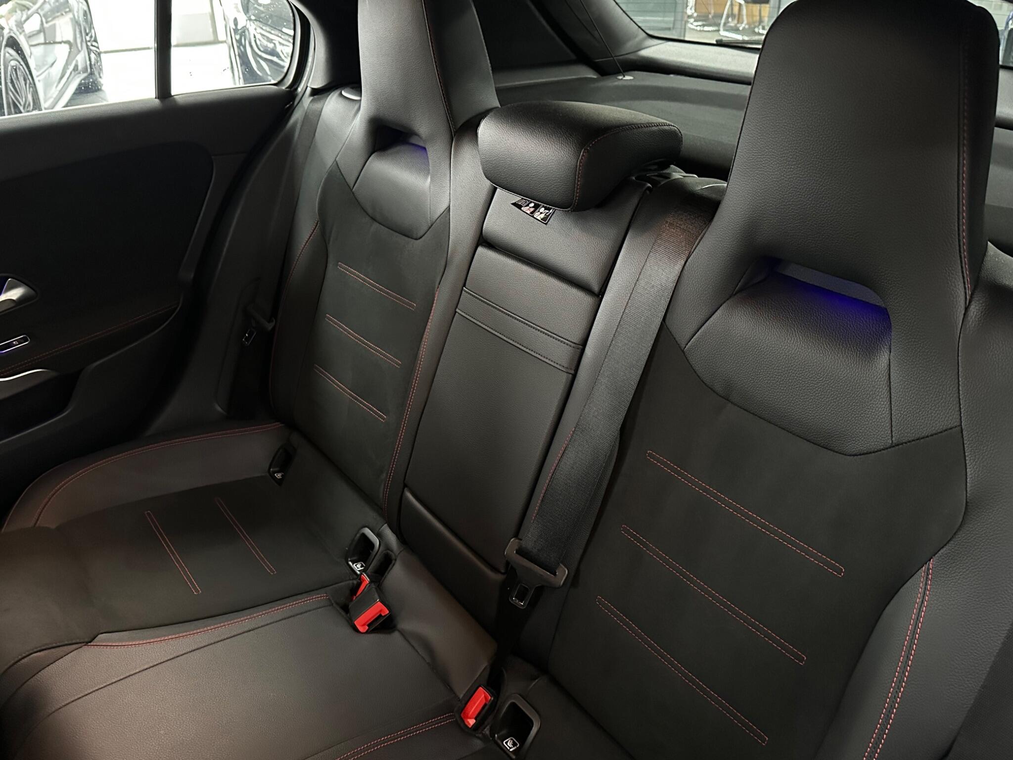 Mercedes-Benz A Class view 33