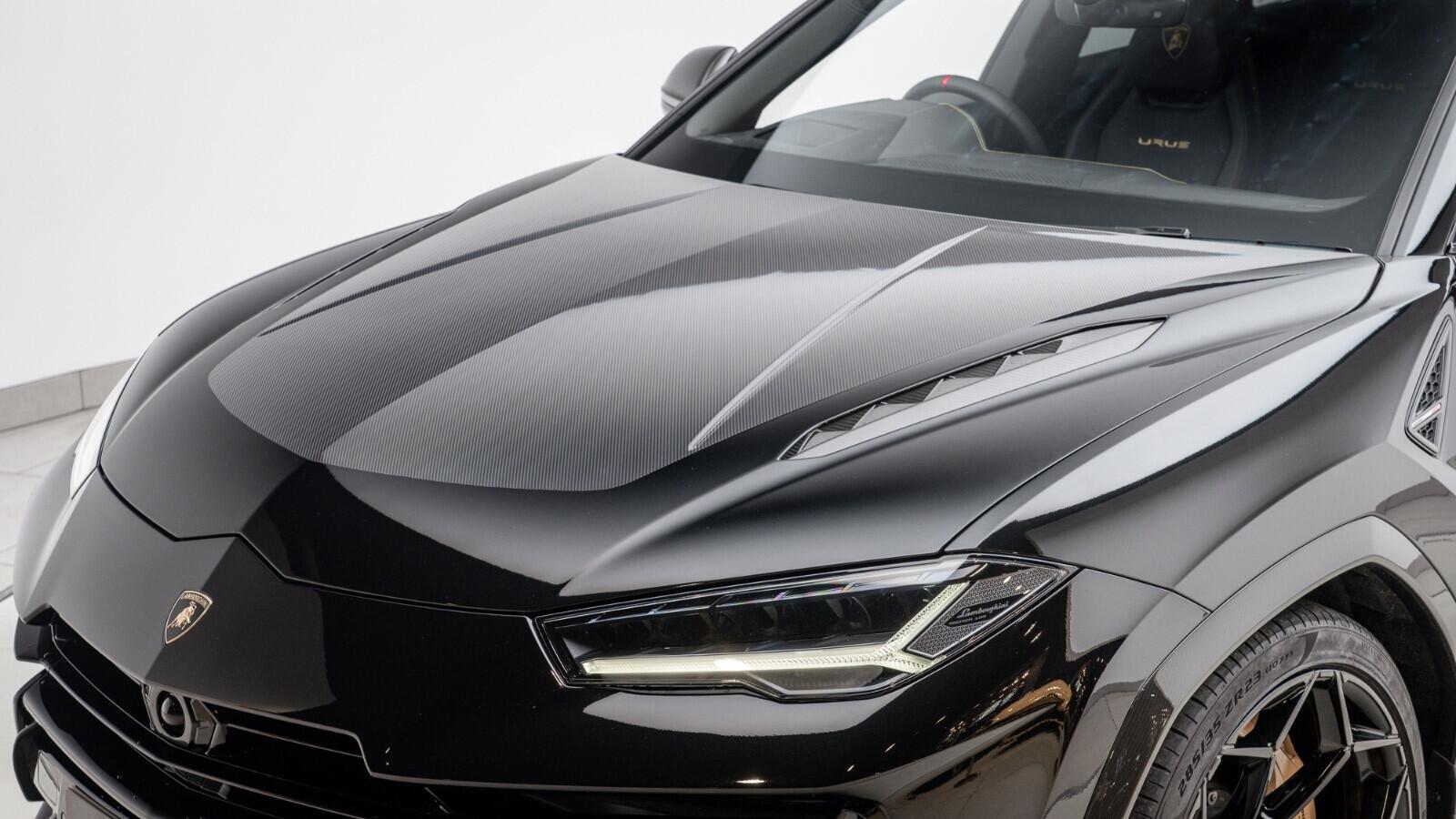 Lamborghini Urus view 50