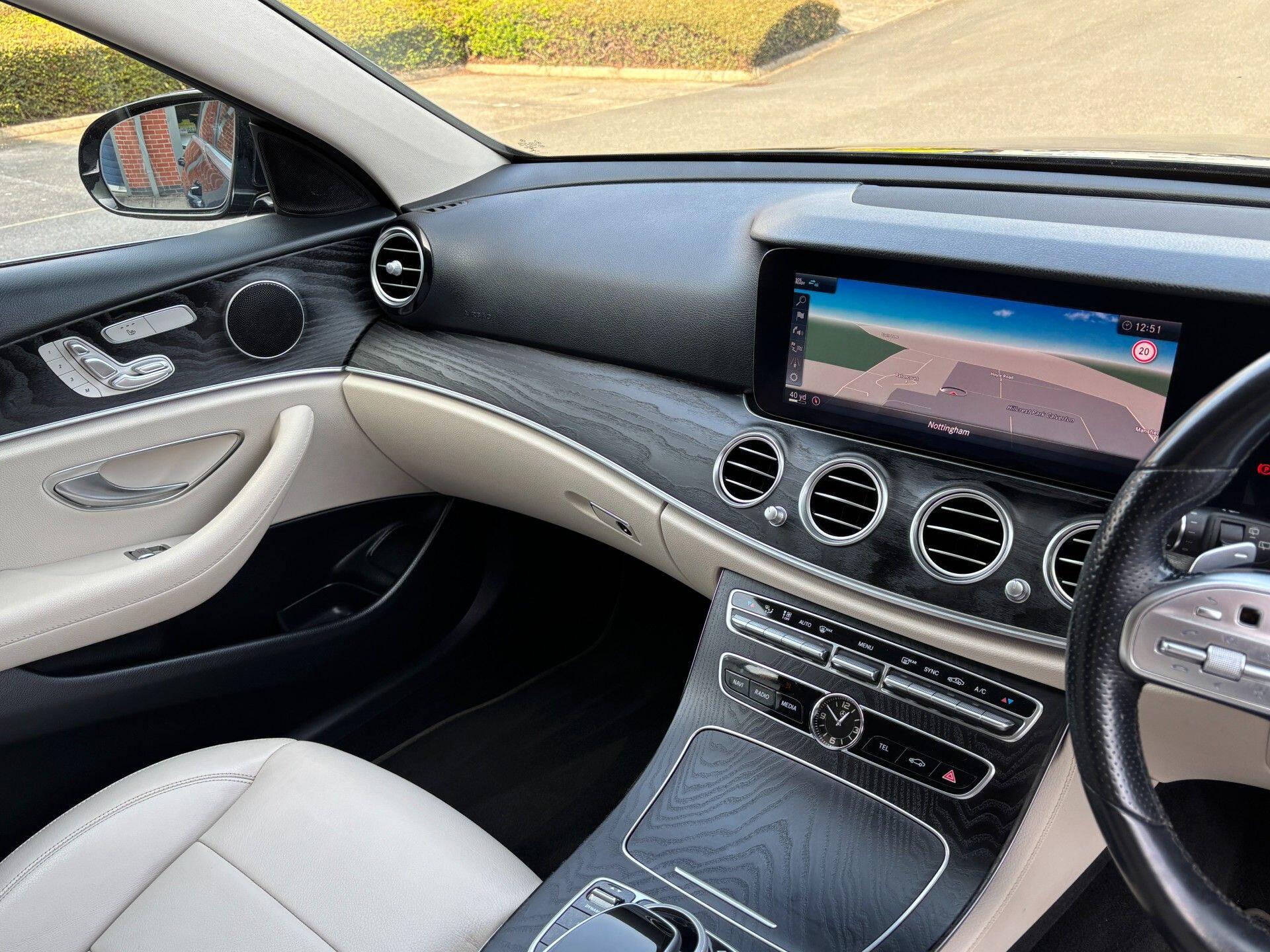 Mercedes-Benz E-Class view 25