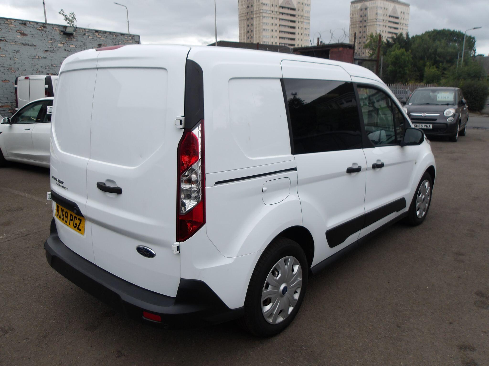 Ford Transit Connect view 7