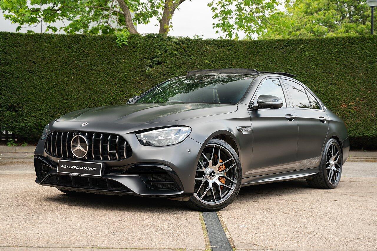 Mercedes-Benz E-Class view 11