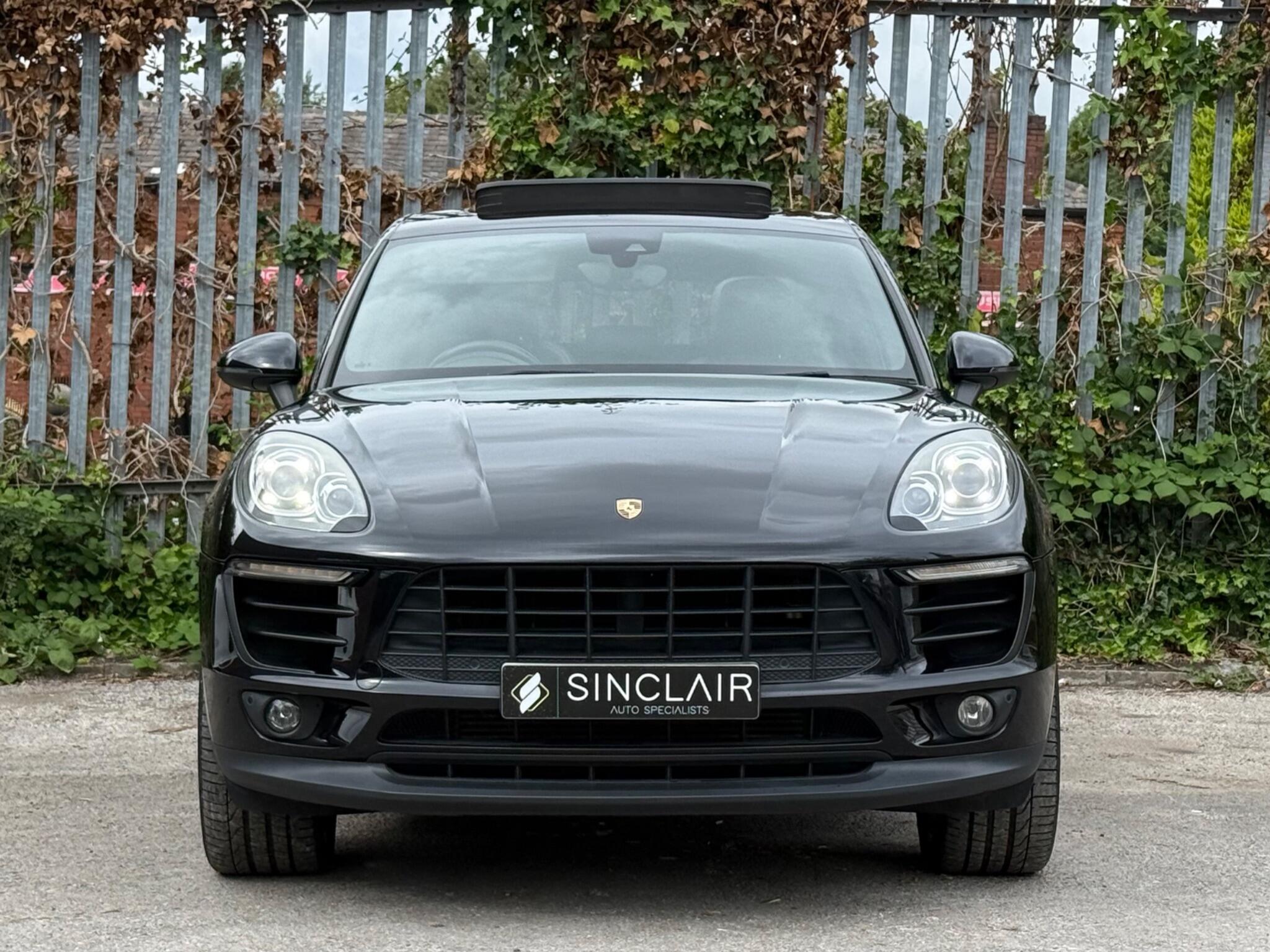 Porsche Macan view 2