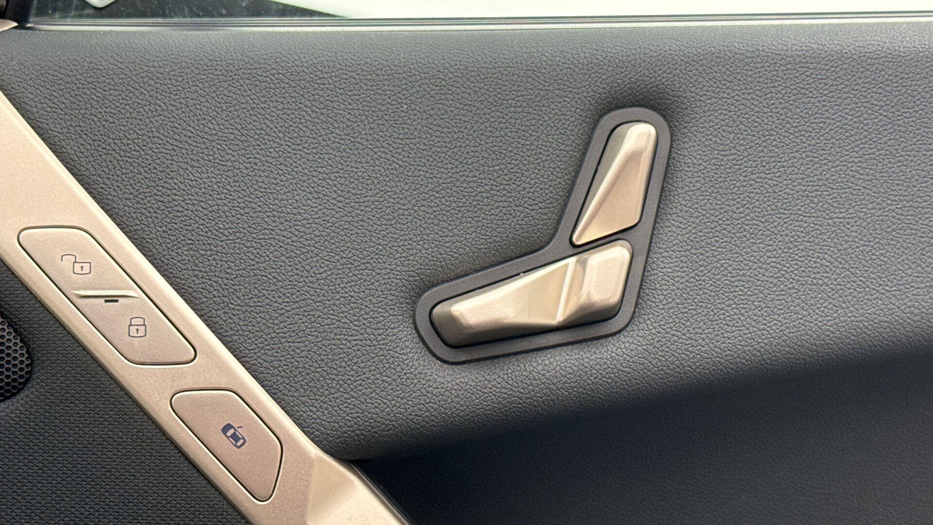 BMW Ix view 30