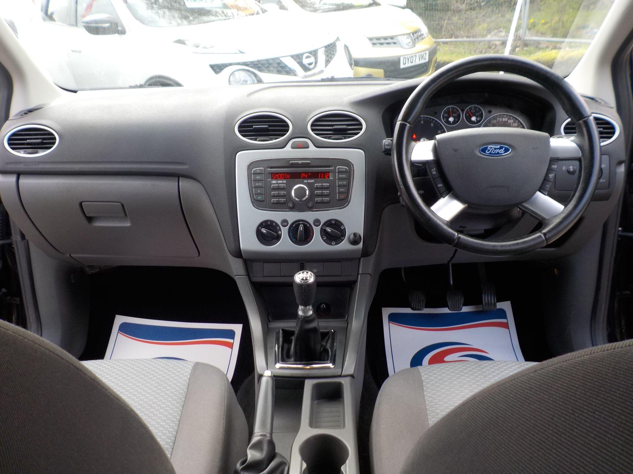 Ford Focus 1.6 Style 5dr