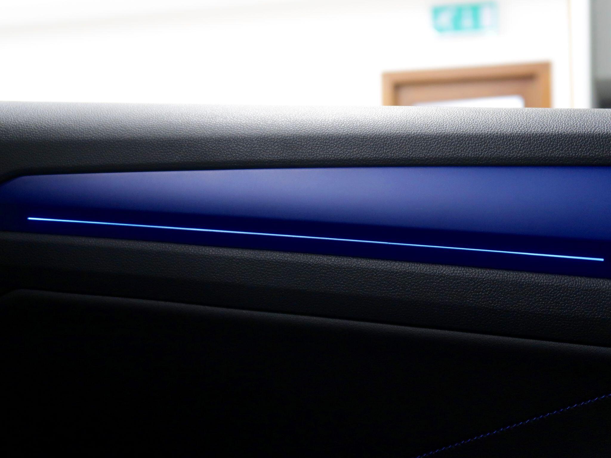 Volkswagen T-Roc view 43