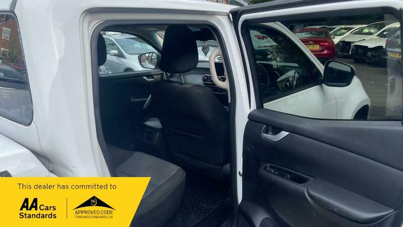 2019 Mercedes-Benz X Class 2.3 CDI Progressive Auto 4MATIC Euro 6 4dr • 72,145 miles image 24