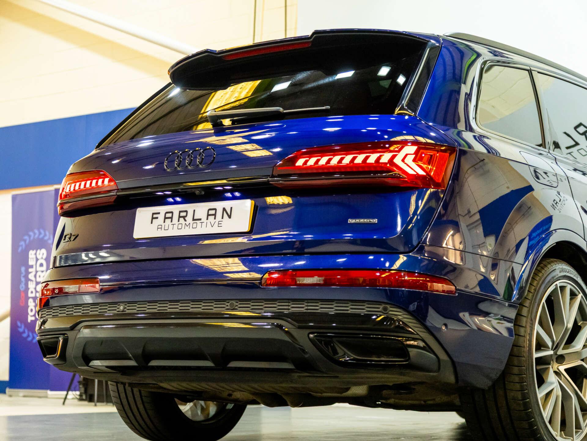 Audi Q7 view 59
