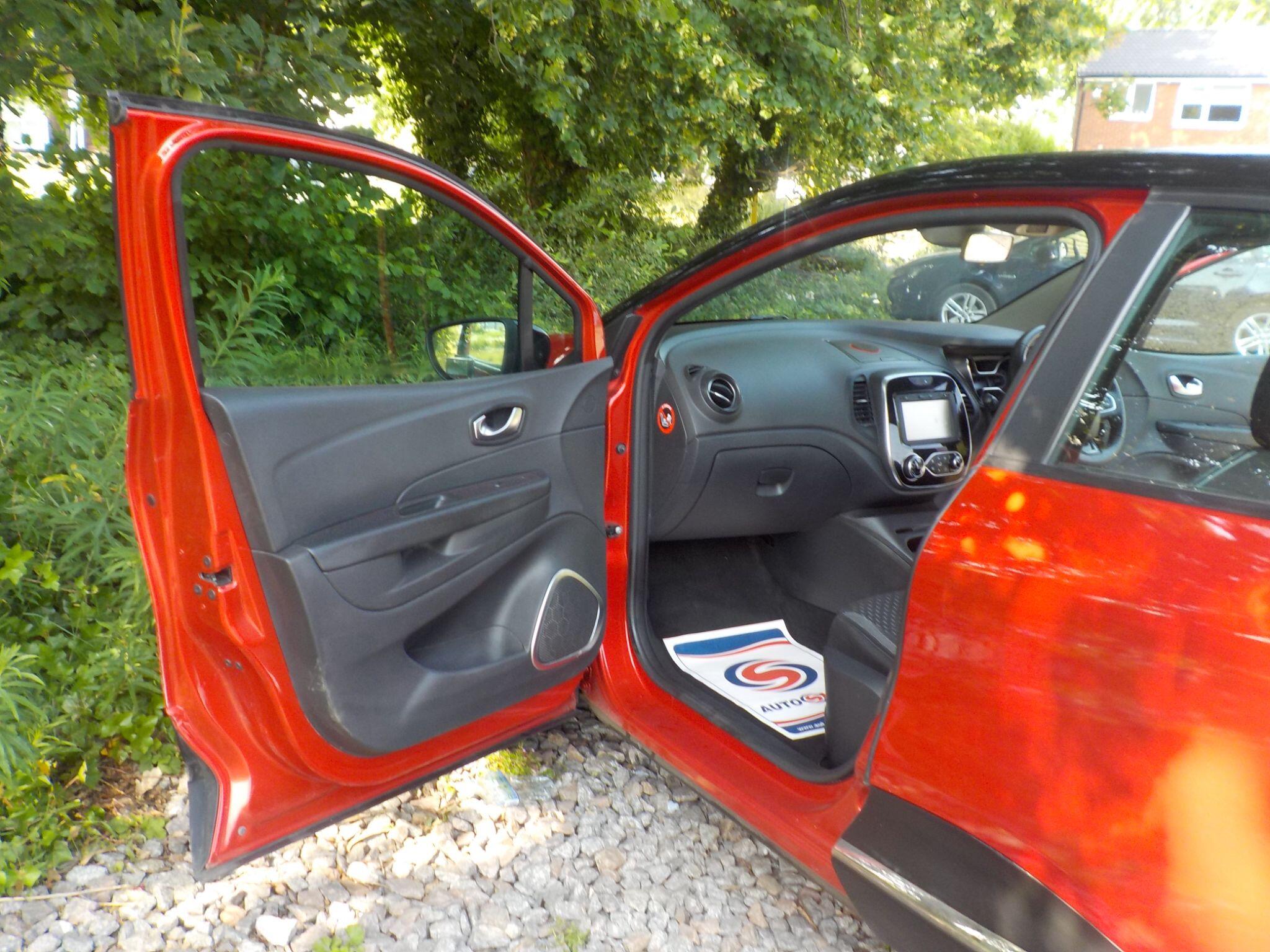 Renault Captur 1.5 dCi ENERGY Dynamique Nav Euro 6 (s/s) 5dr