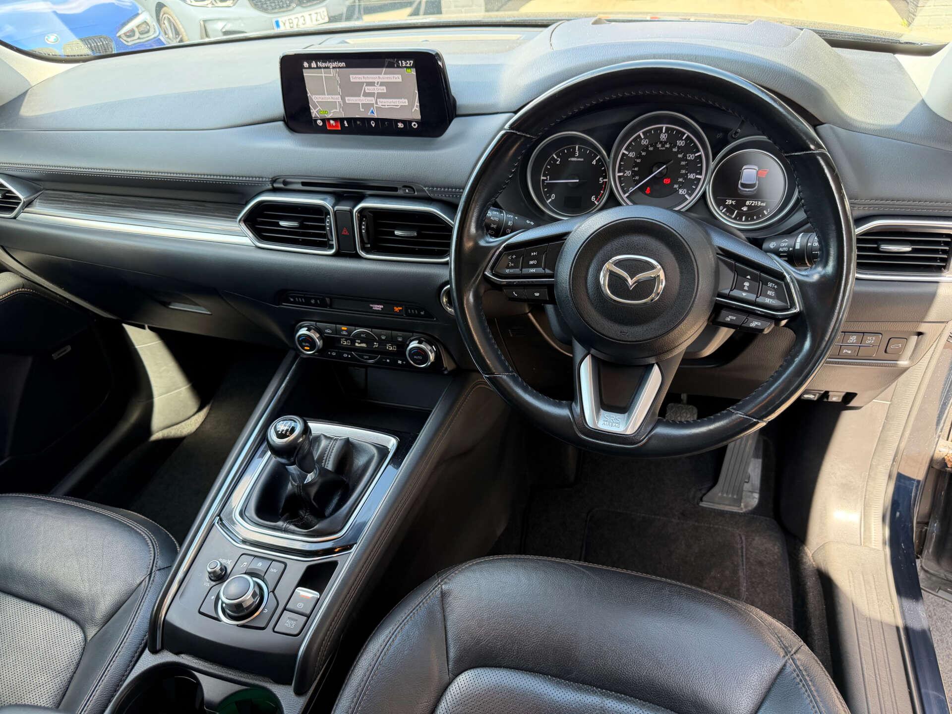 Mazda CX-5 view 3