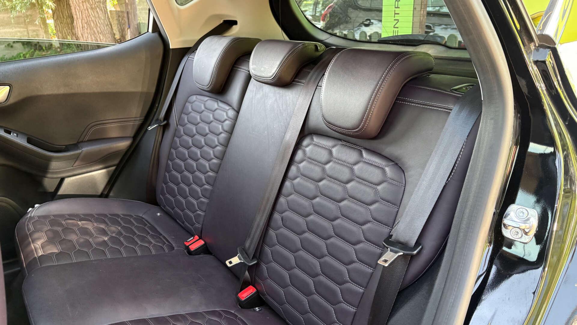 Ford Fiesta view 11