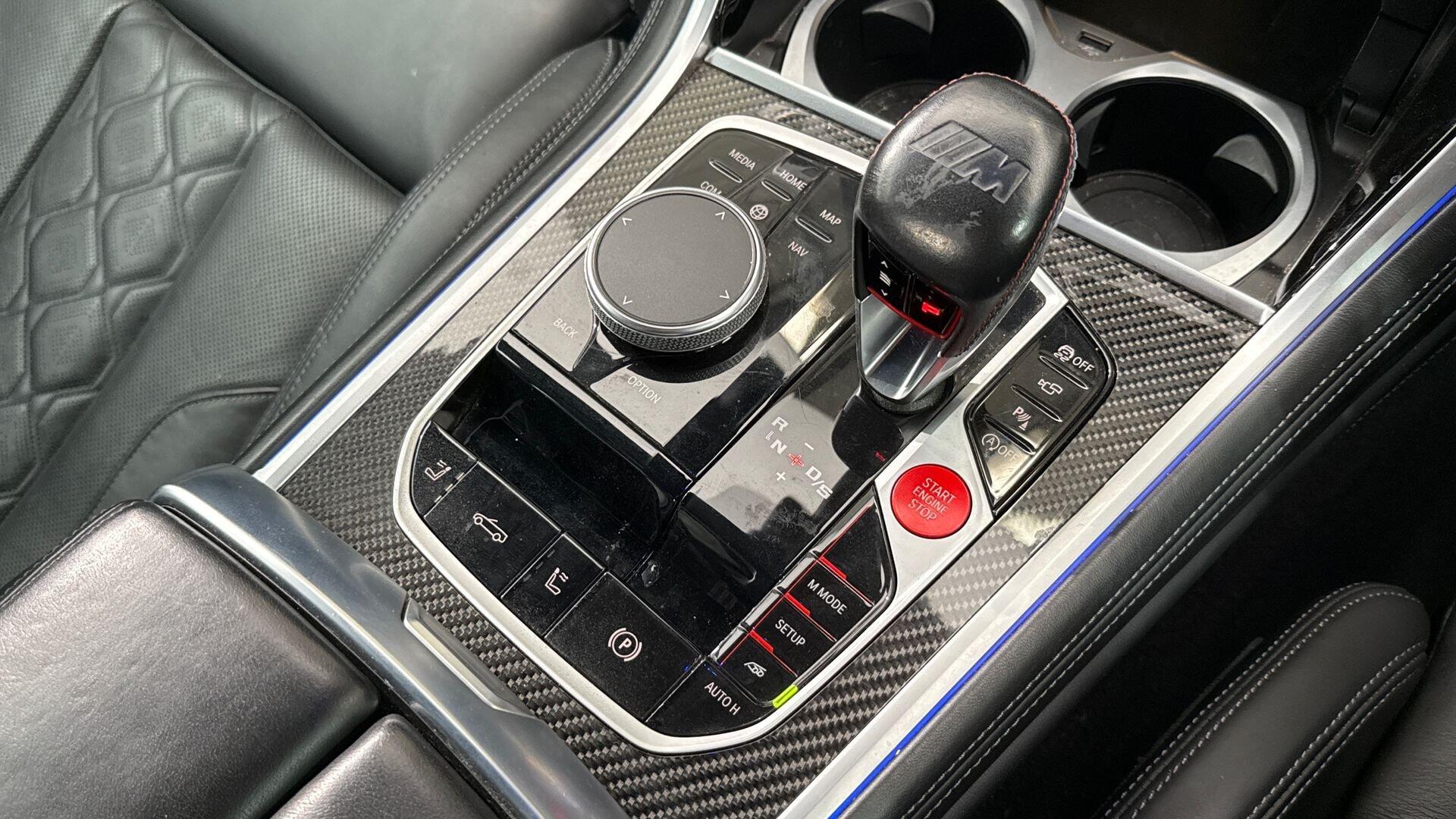 BMW M8 view 13