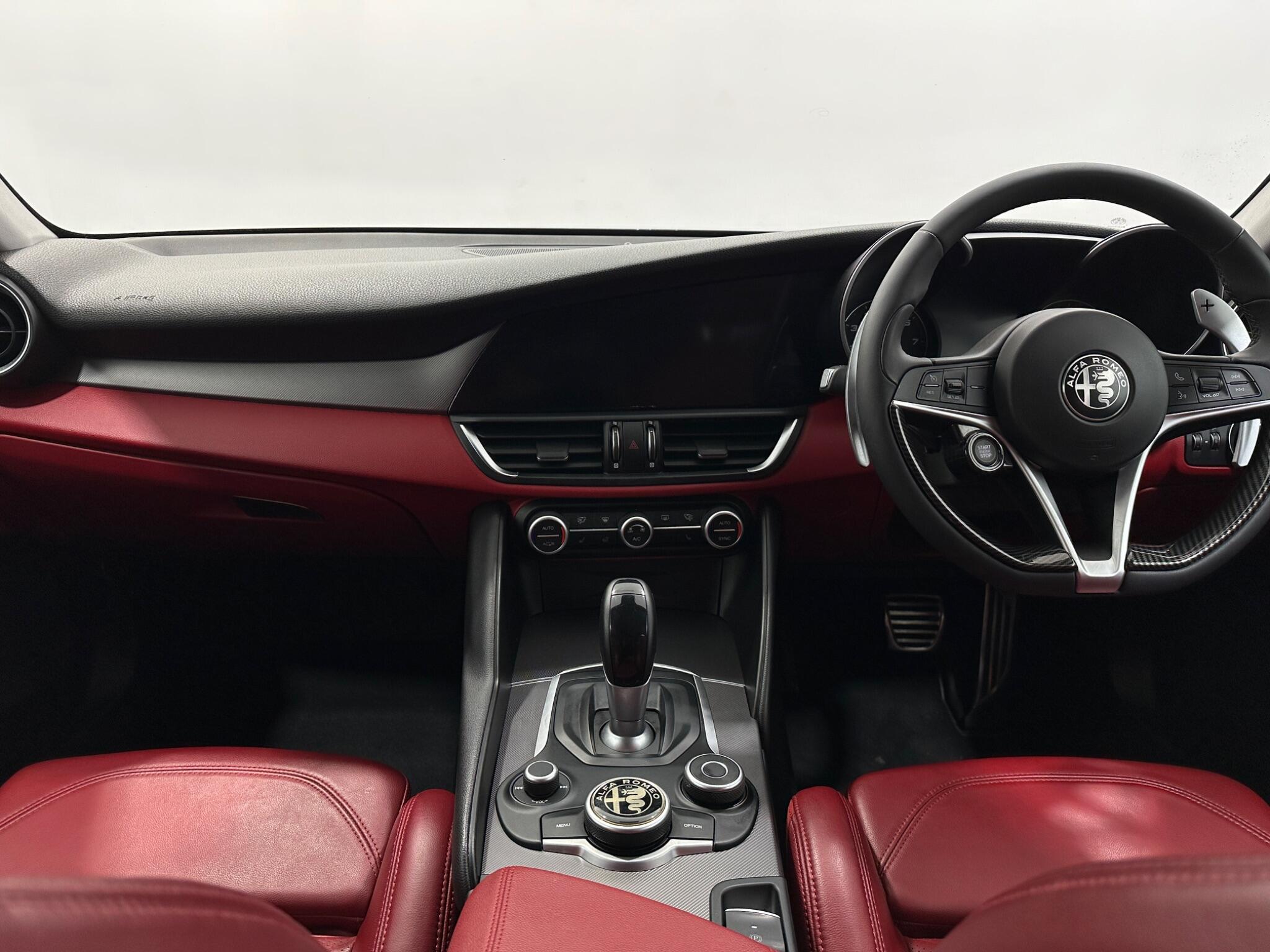 Alfa Romeo Giulia view 20