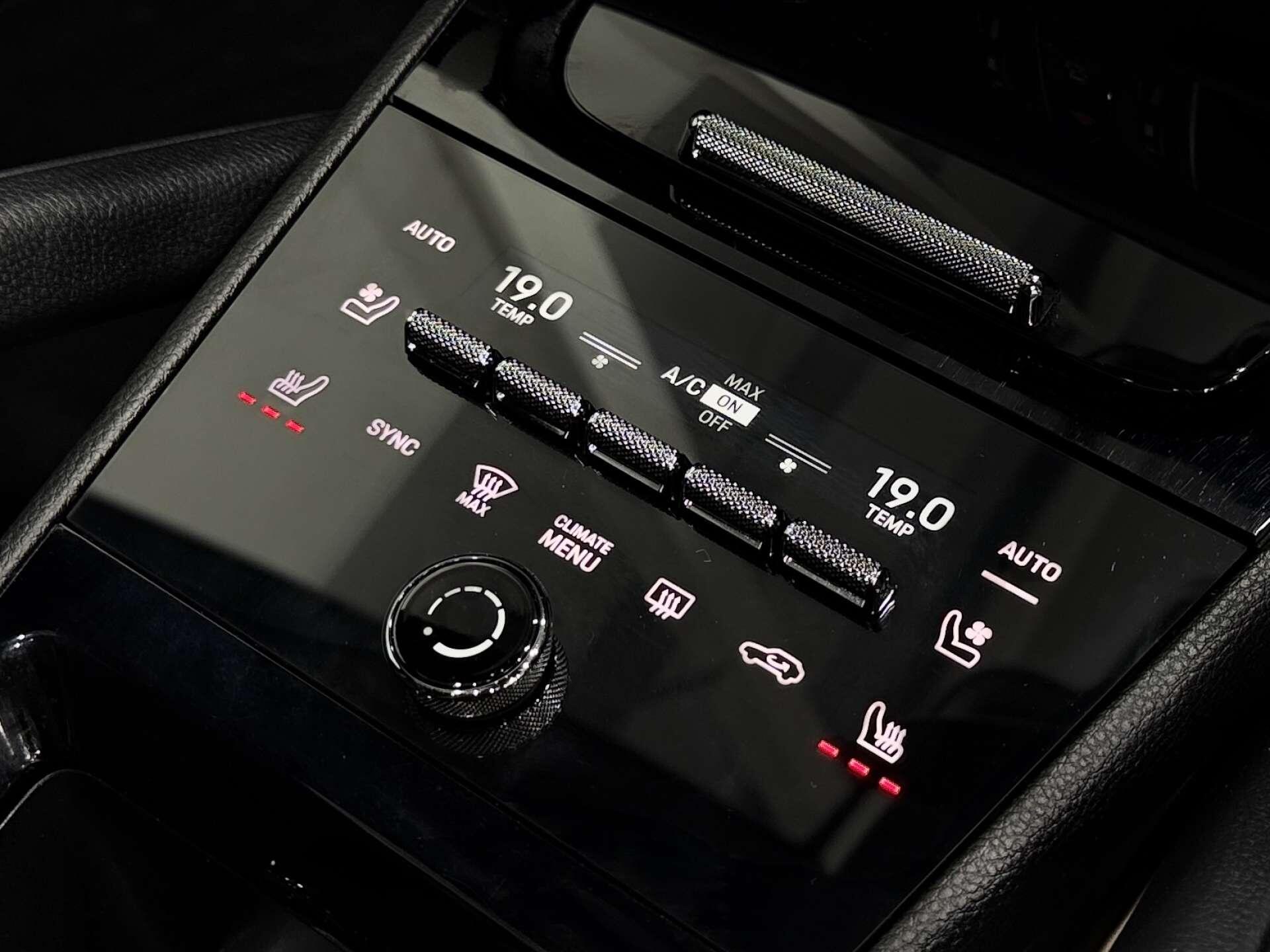 Porsche Cayenne view 50