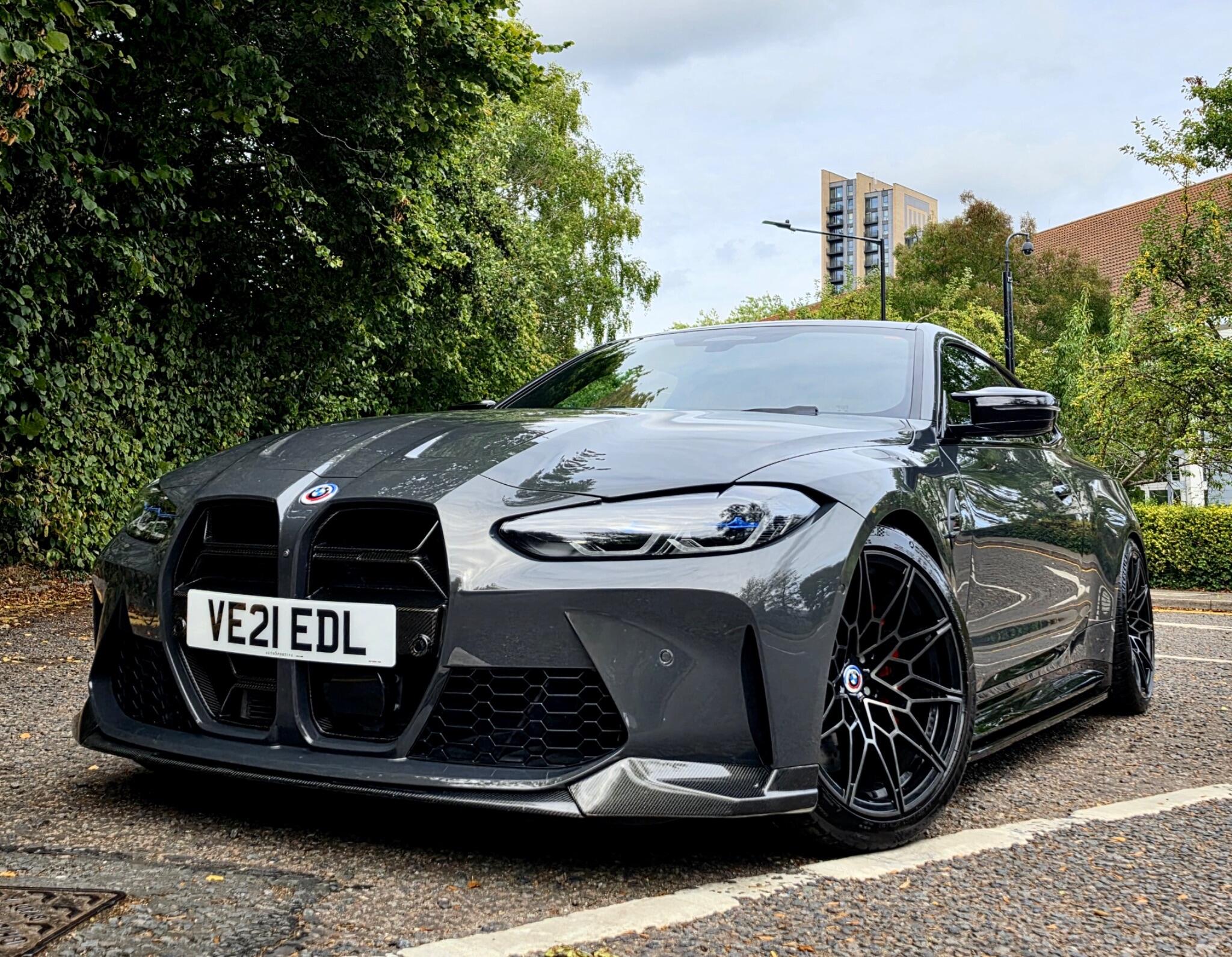 BMW M4 view 5