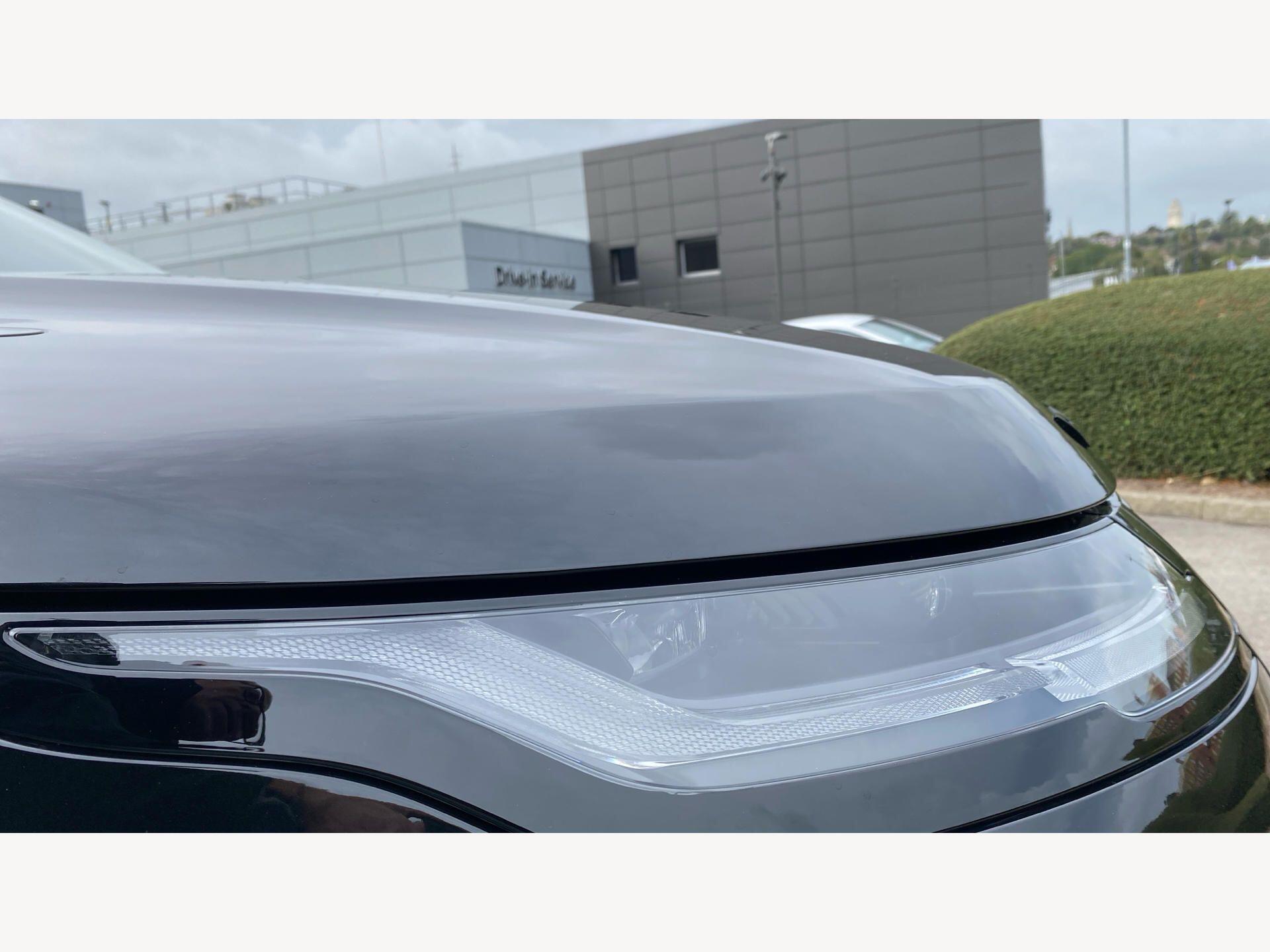 Land Rover Range Rover Evoque view 21