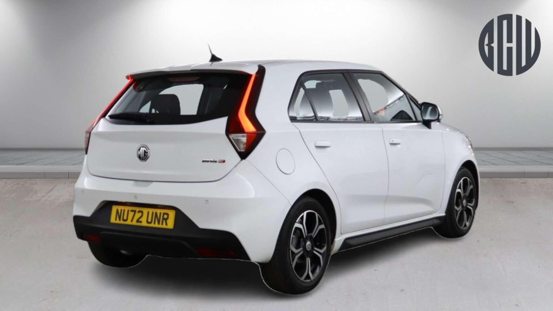 MG MG3 view 5