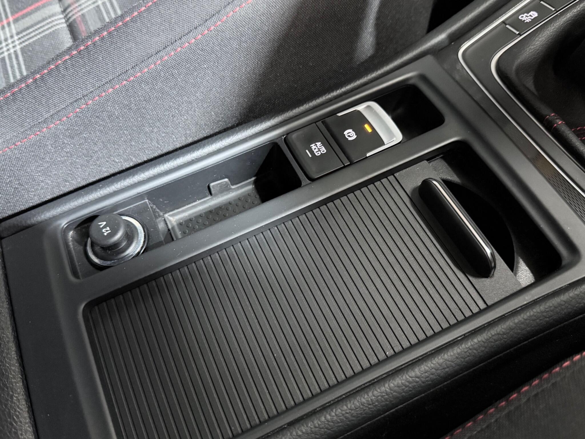 Volkswagen Golf view 36