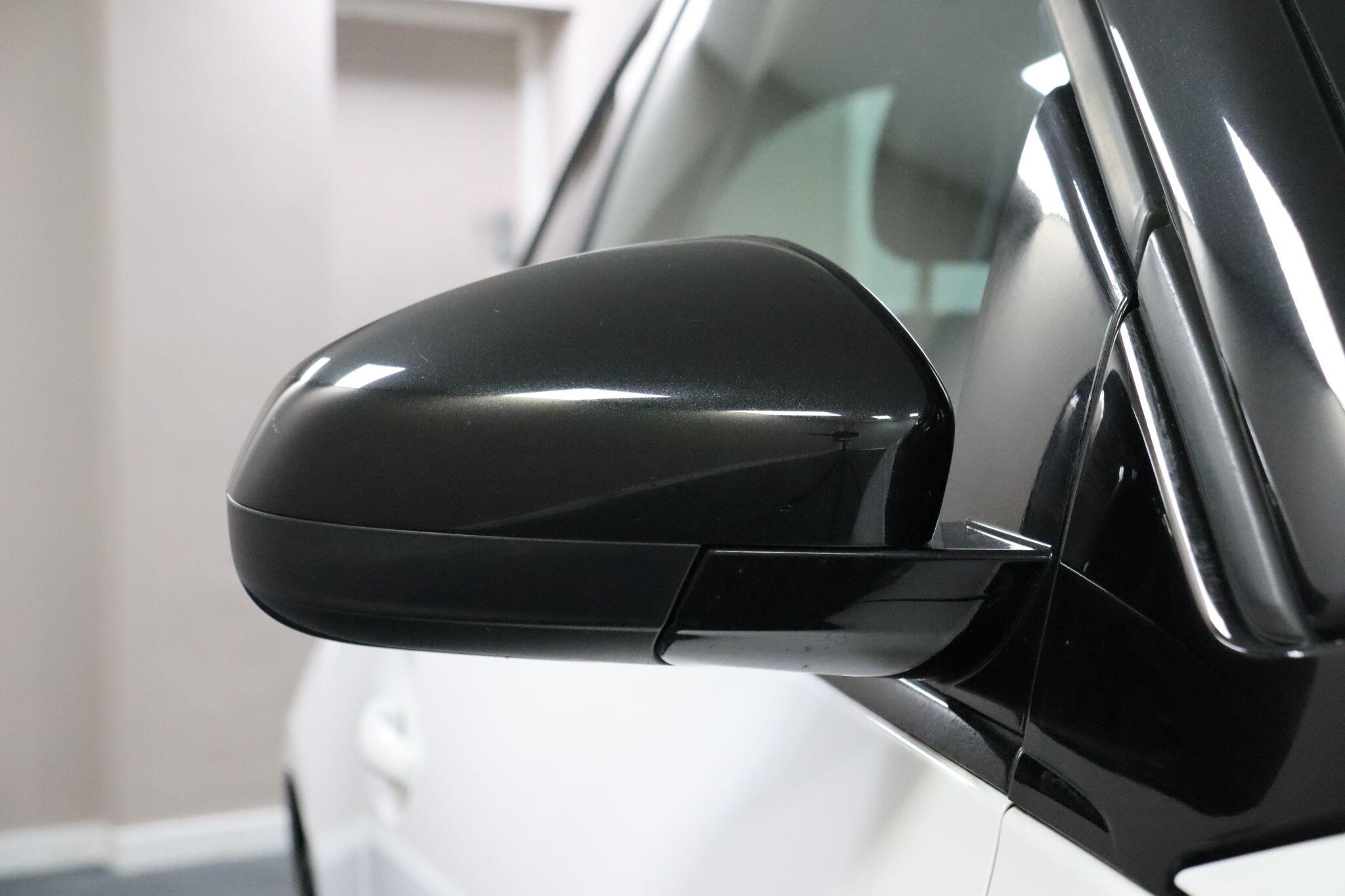 Vauxhall Adam view 33