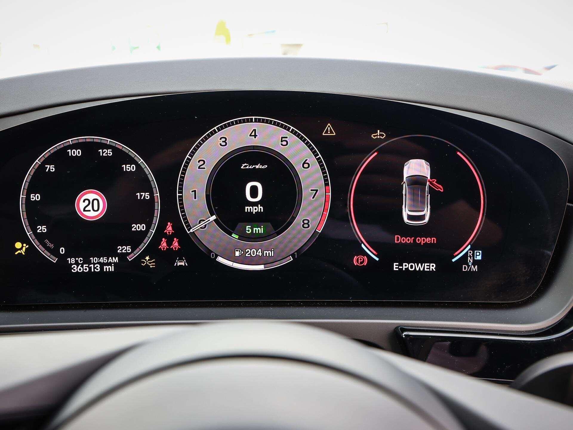 Porsche Cayenne view 18