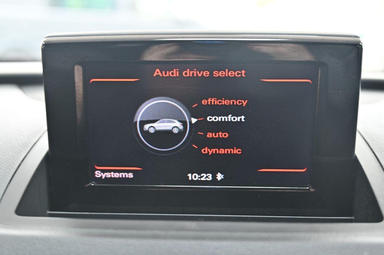 Audi Q3 view 28