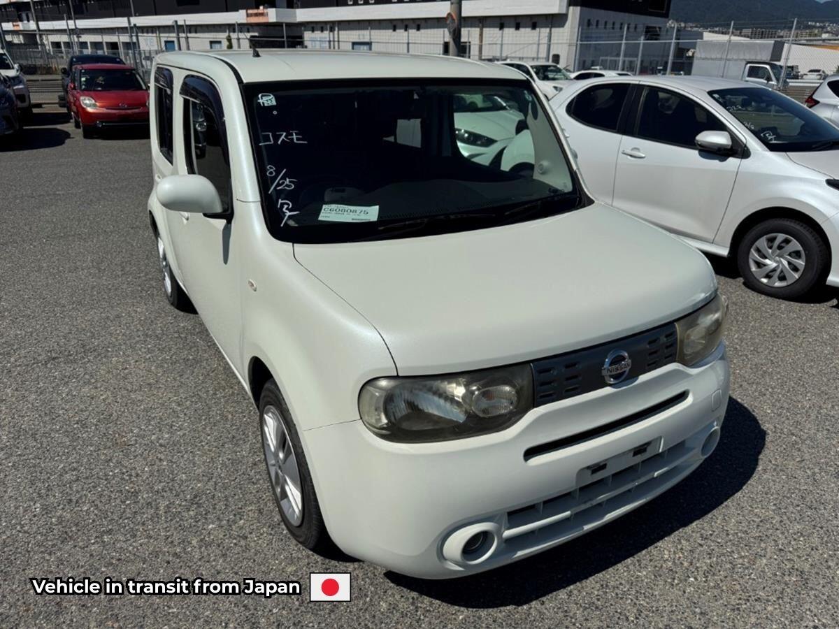 2011 Nissan Cube in White for sale