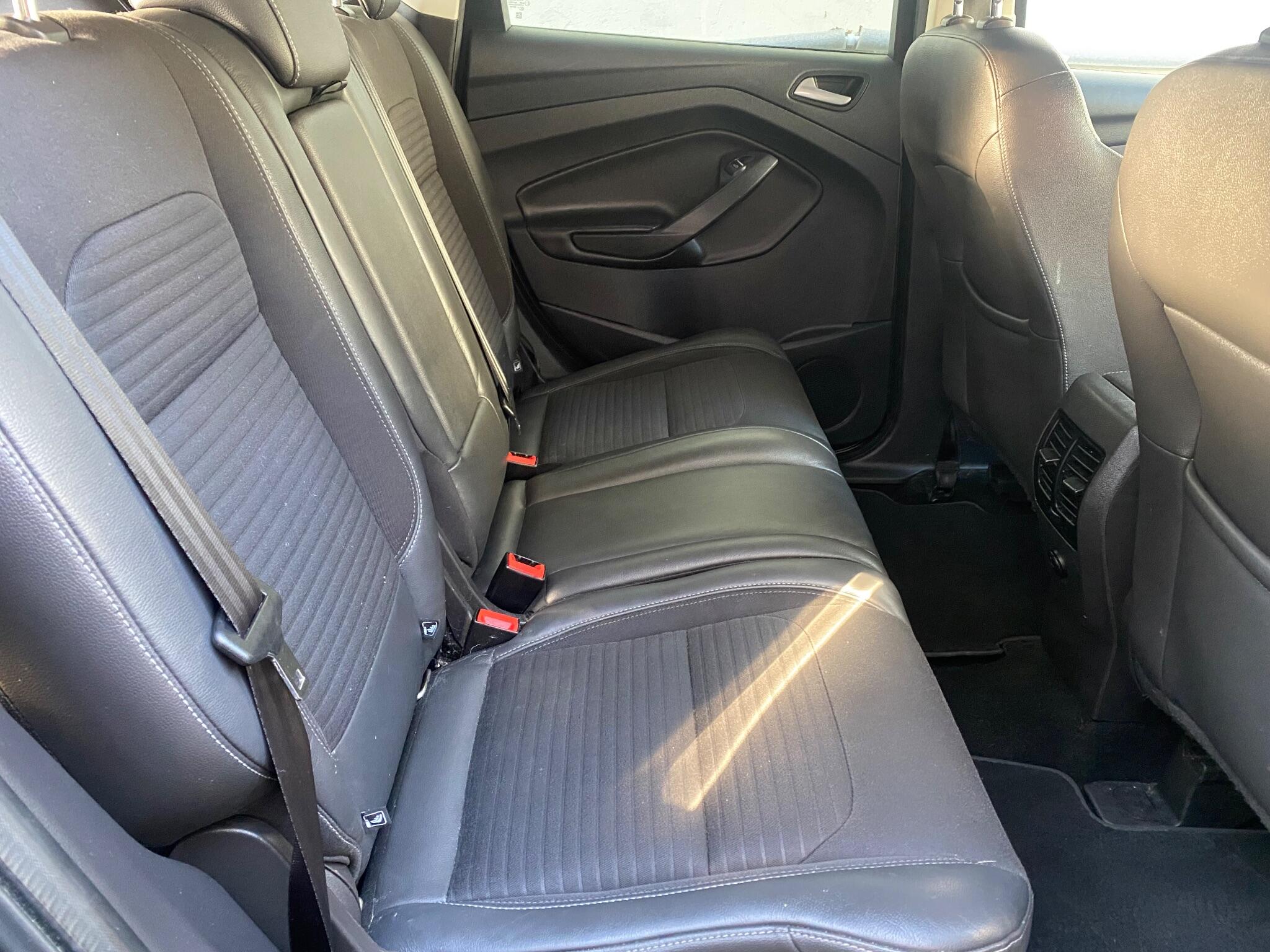 2017 Ford Kuga 2.0 TDCi Titanium Euro 6 (s/s) 5dr • 117,000 miles image 6