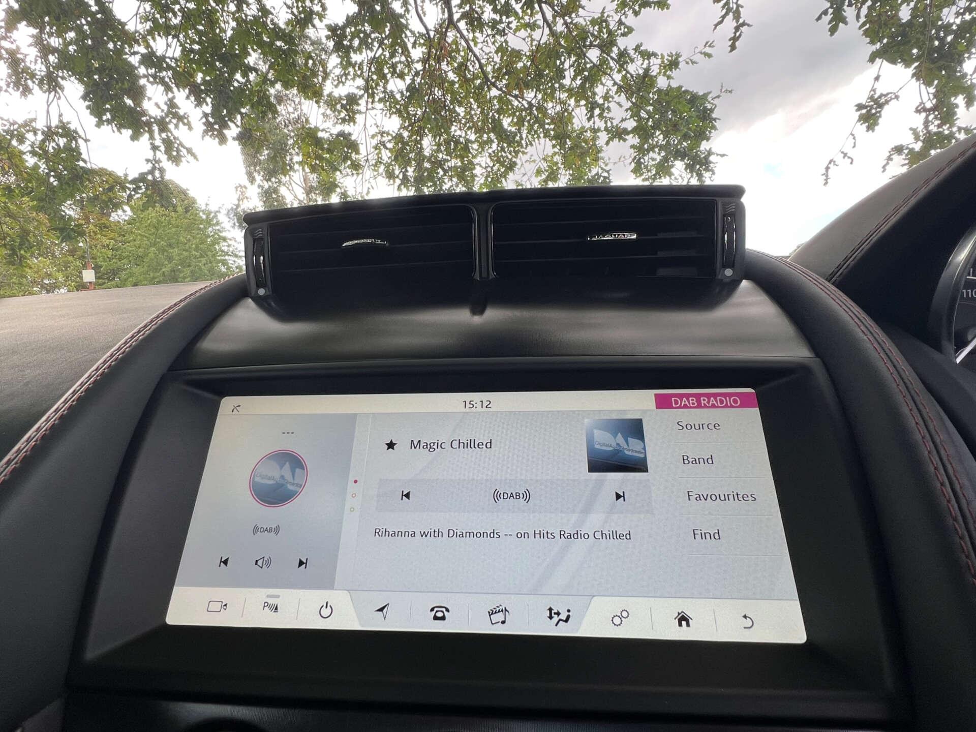 Jaguar F-Type view 36