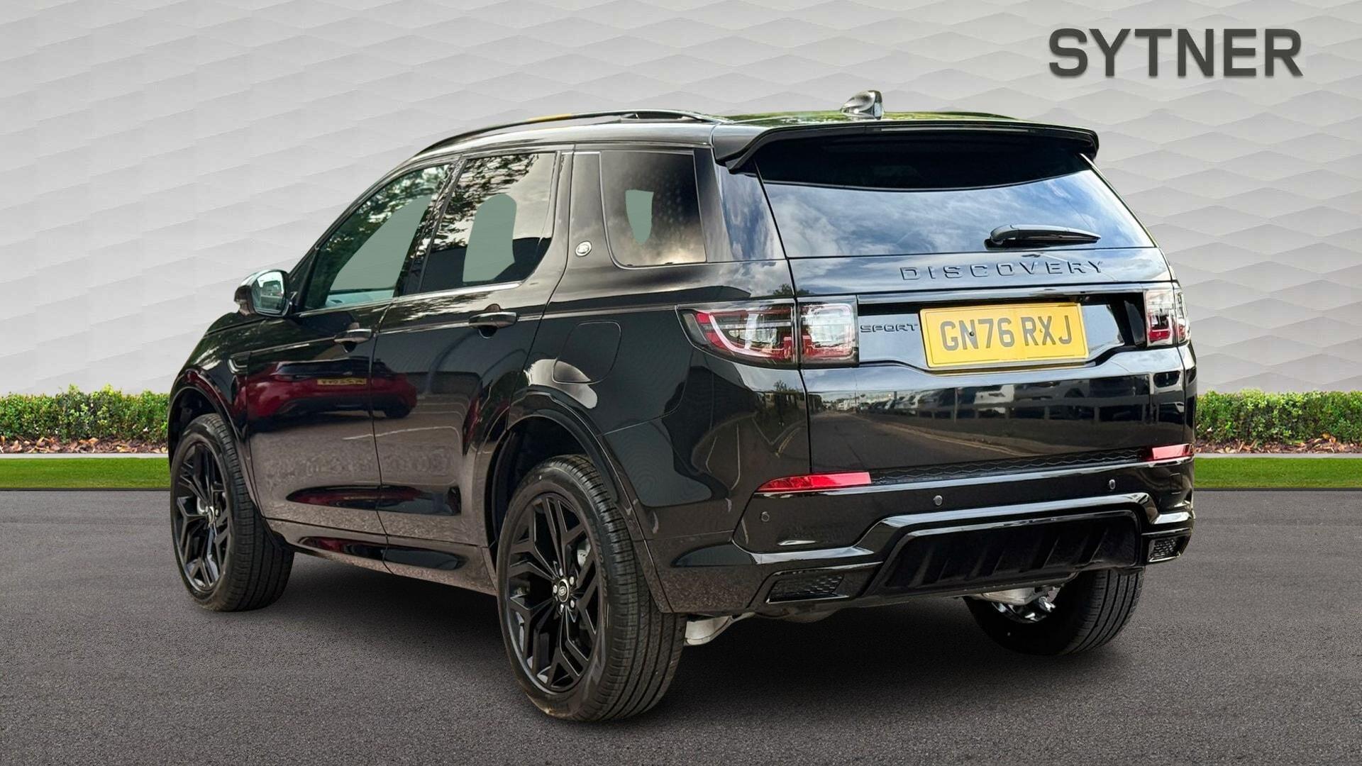 Land Rover Discovery Sport view 2