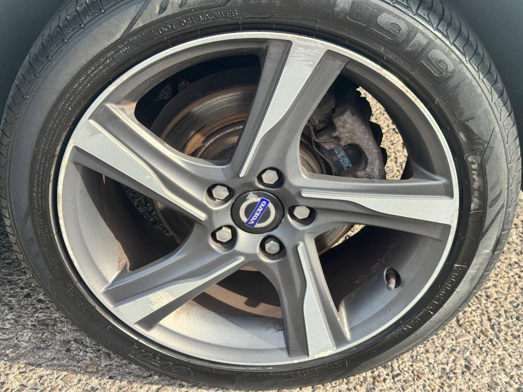 Volvo V40 view 33