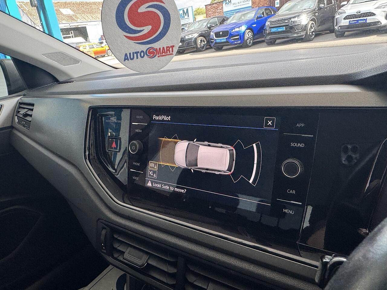 Volkswagen Polo view 17