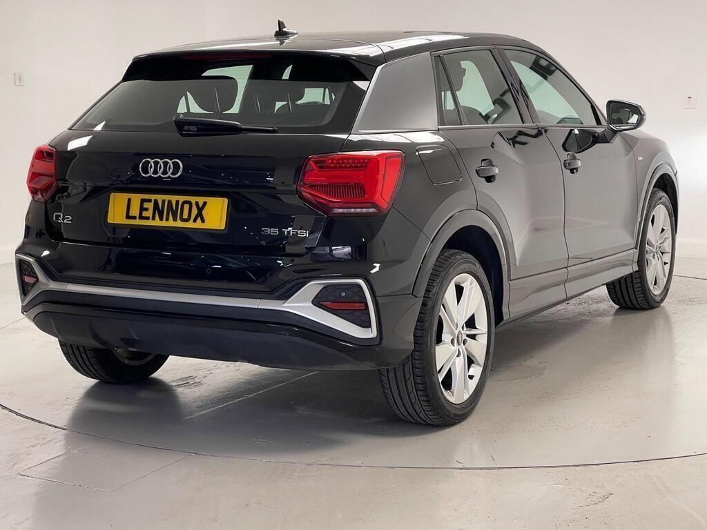 Audi Q2 view 4