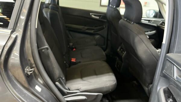 Ford S-Max view 10