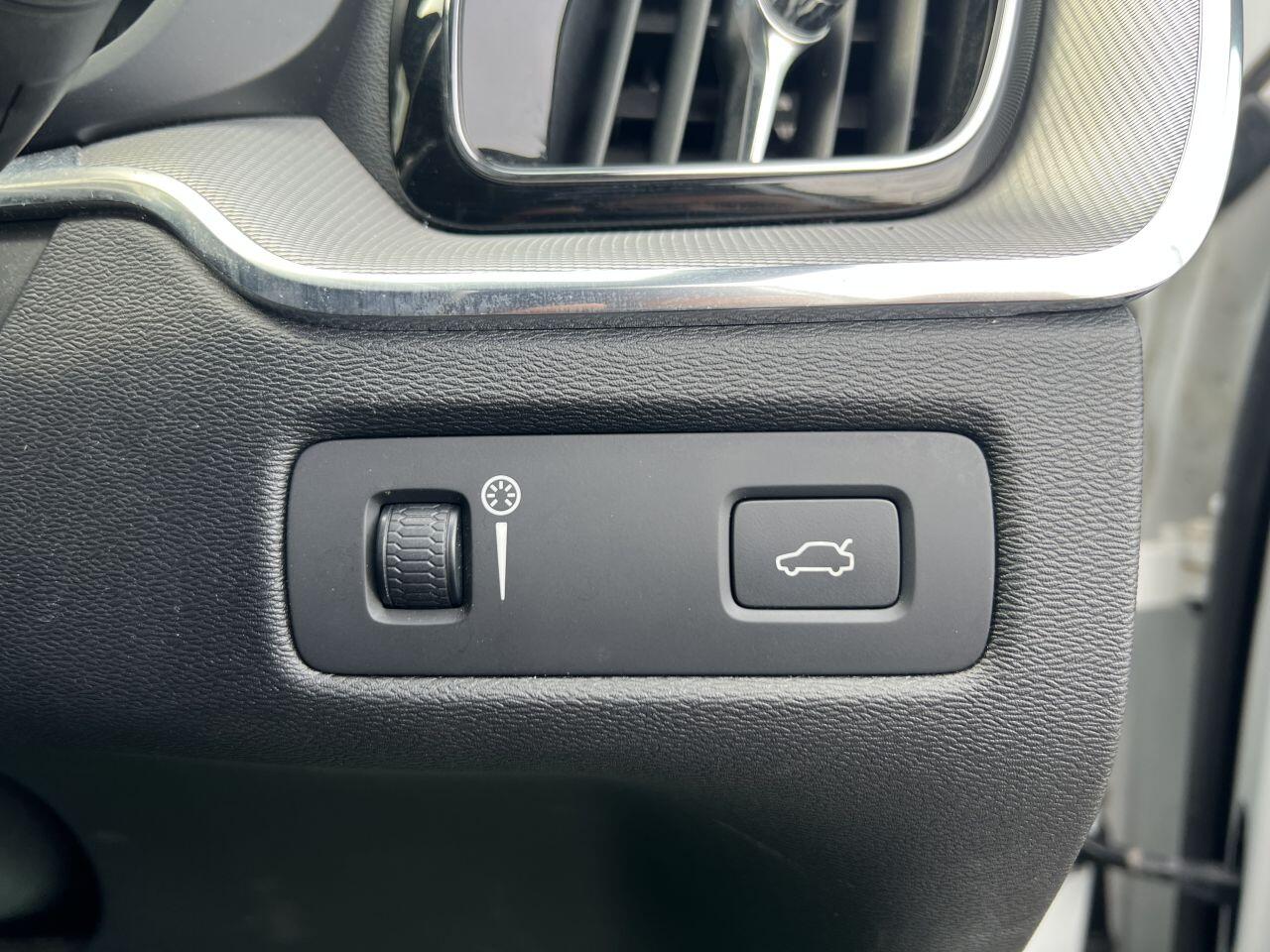 Volvo XC60 view 48