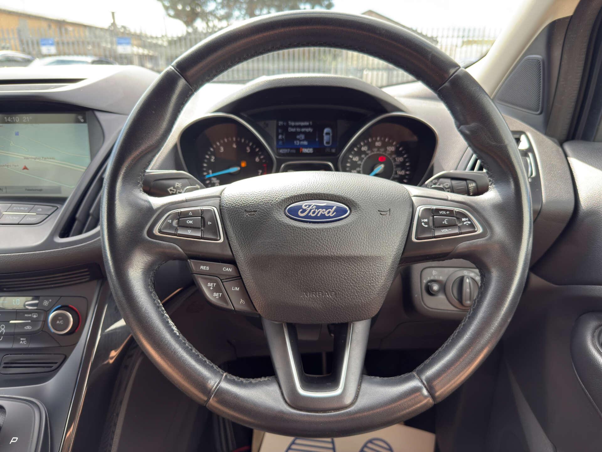 Ford Kuga view 46
