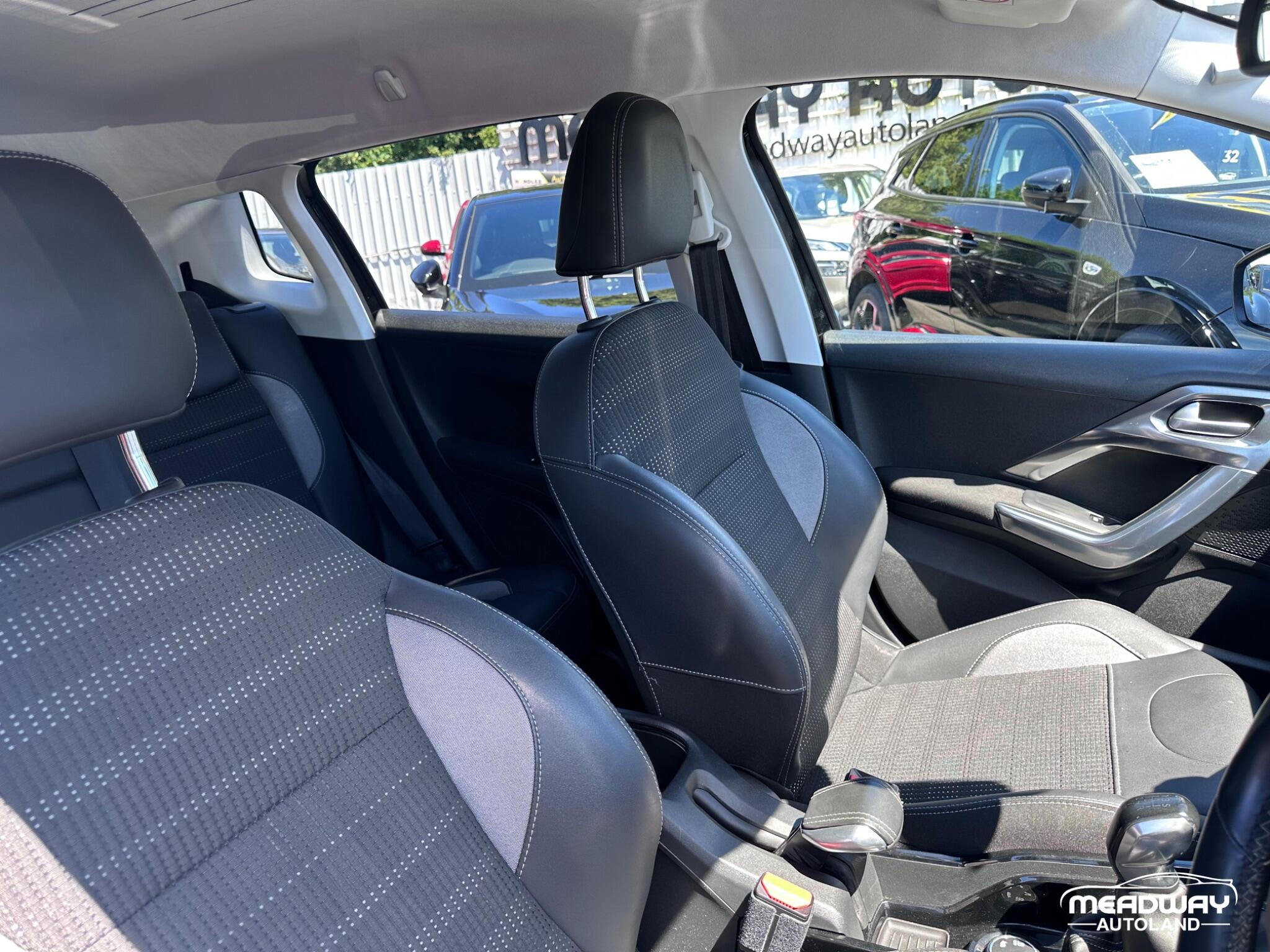 Peugeot 2008 view 28
