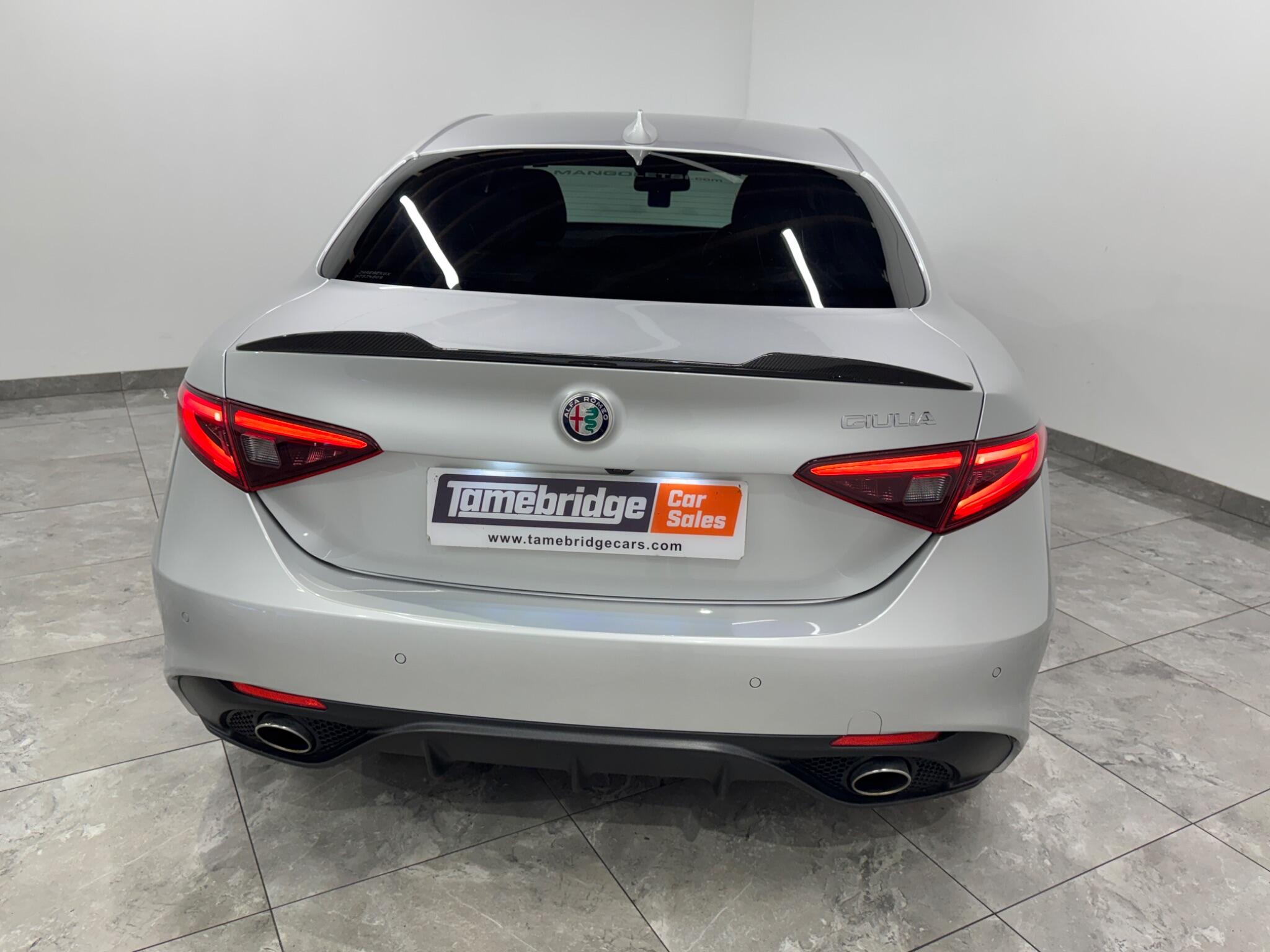 Alfa Romeo Giulia view 7