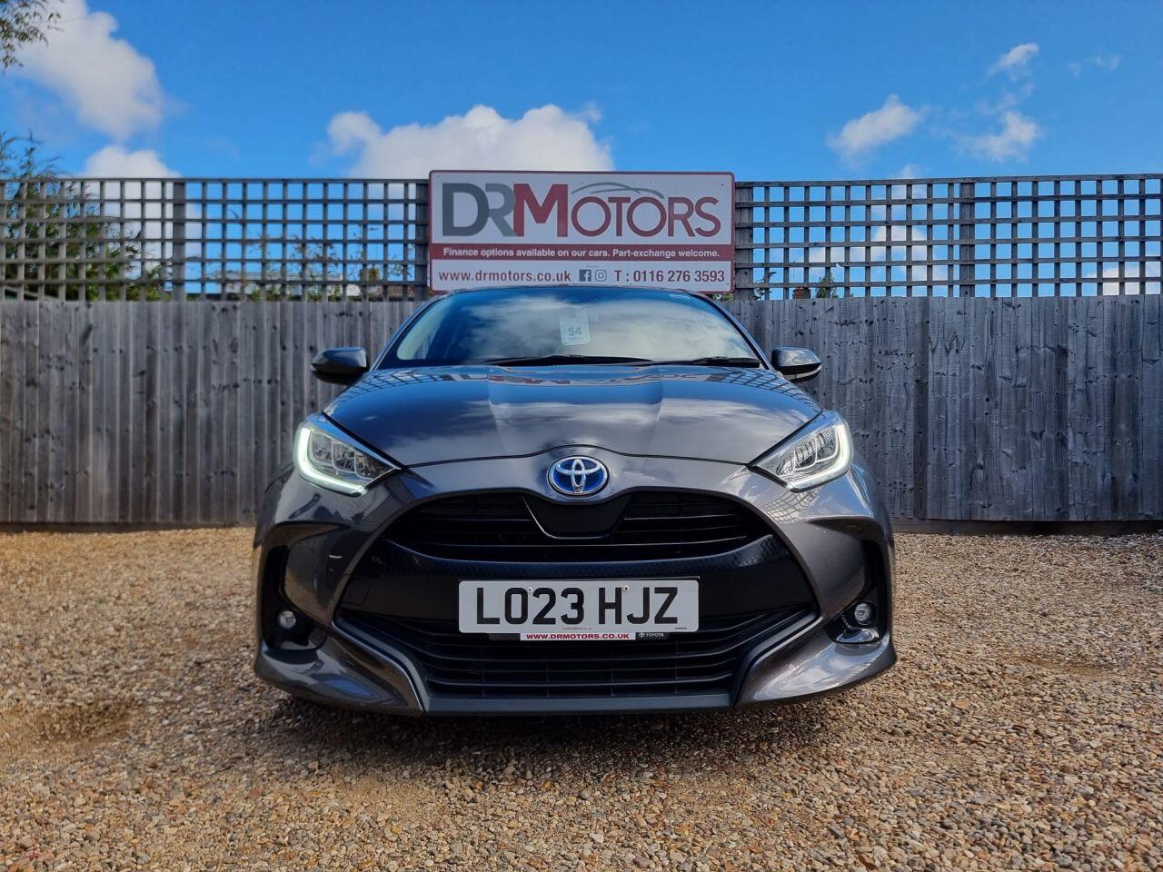 Toyota Yaris view 17