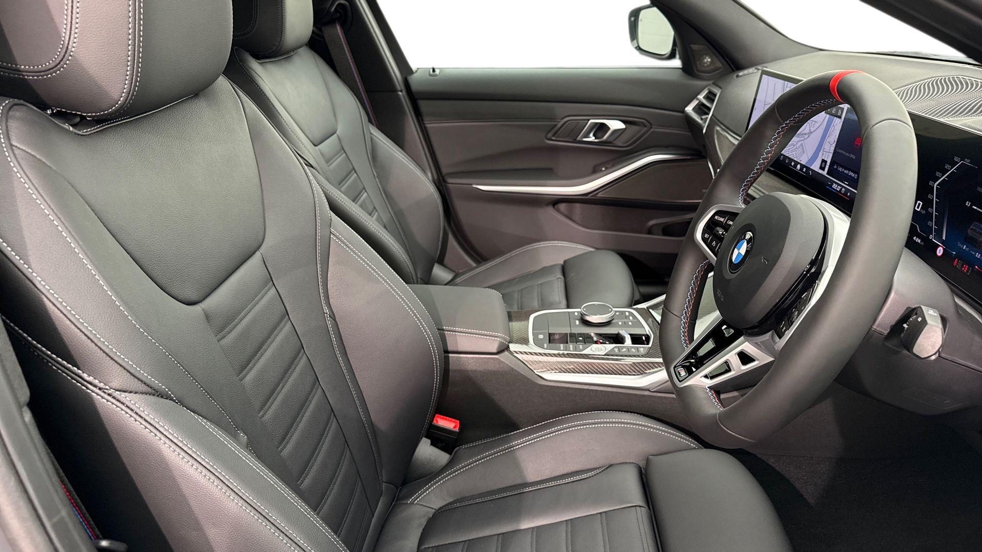 BMW 3 Series view 11