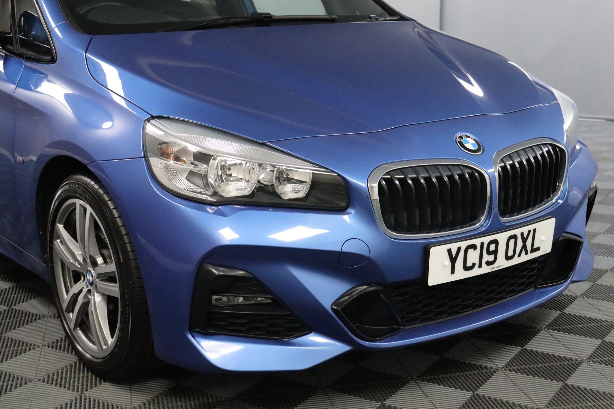 BMW 2 Series Active Tourer view 26