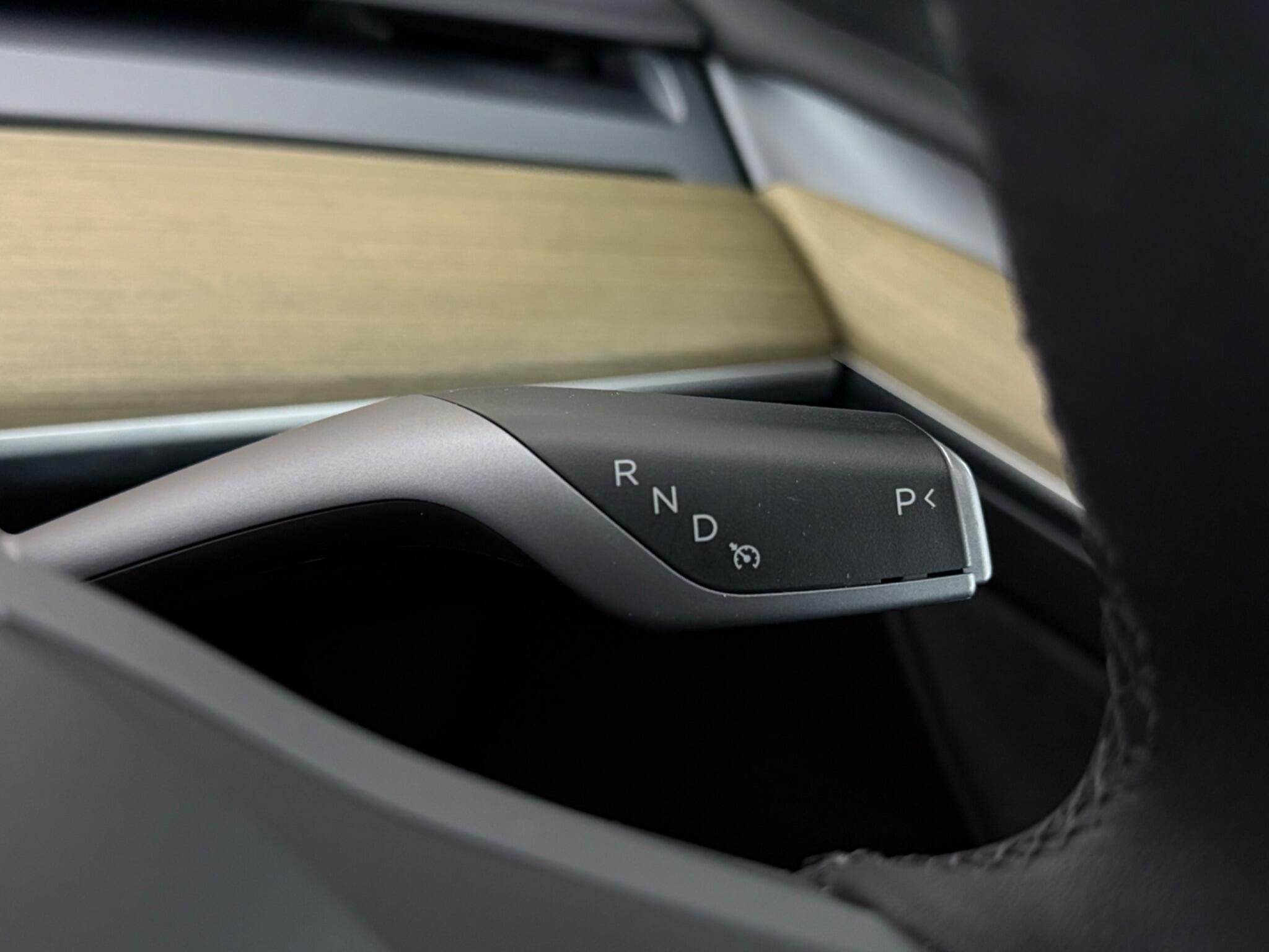 Tesla Model Y view 21